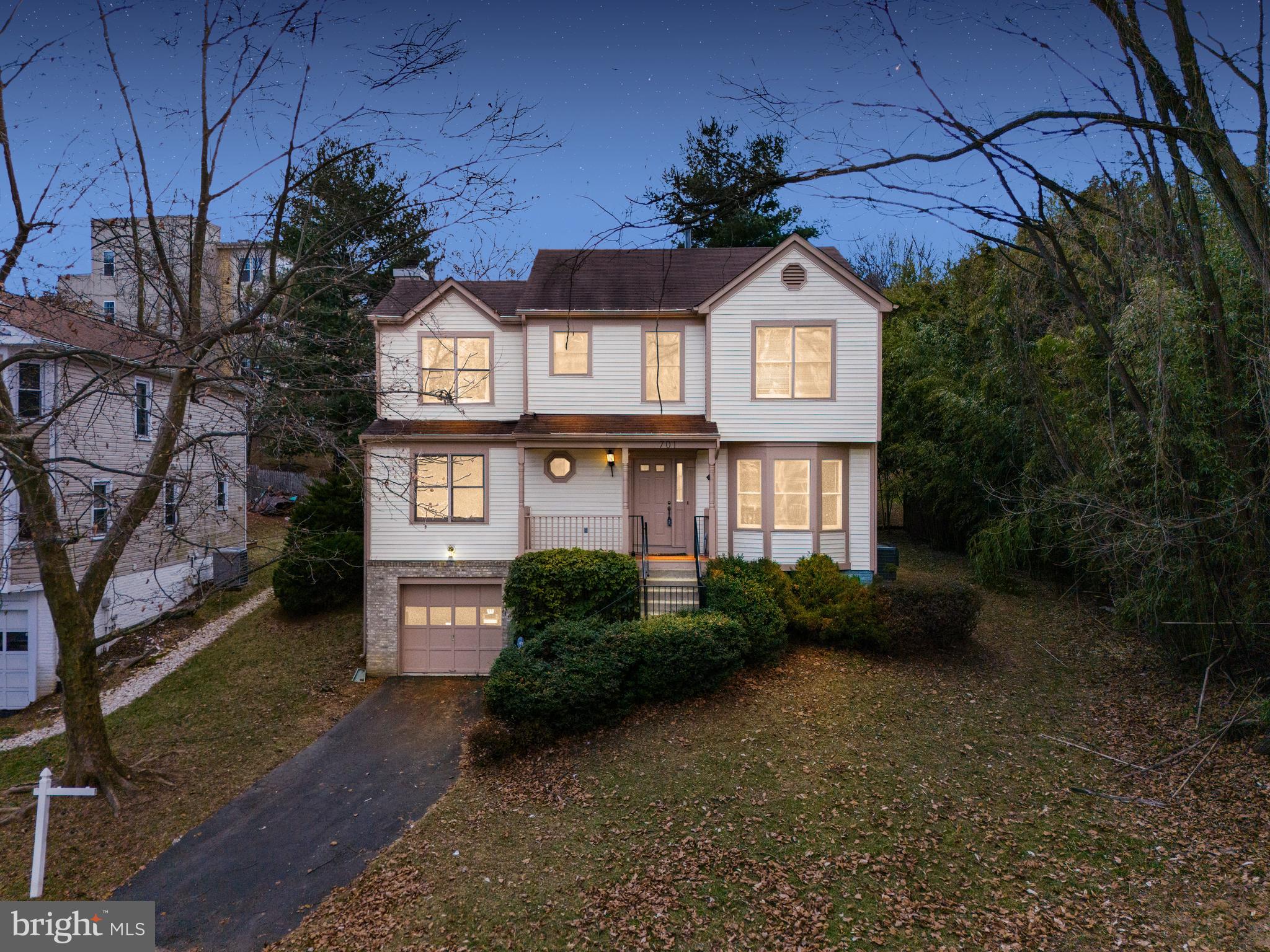 701 CORNWALL STREET