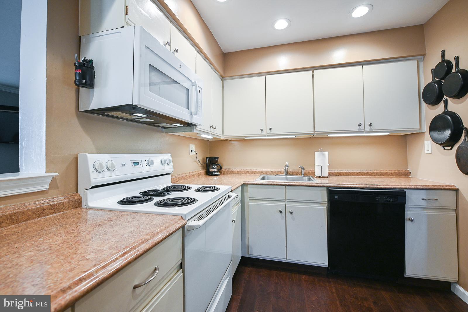 CEDAR HILL - Residential