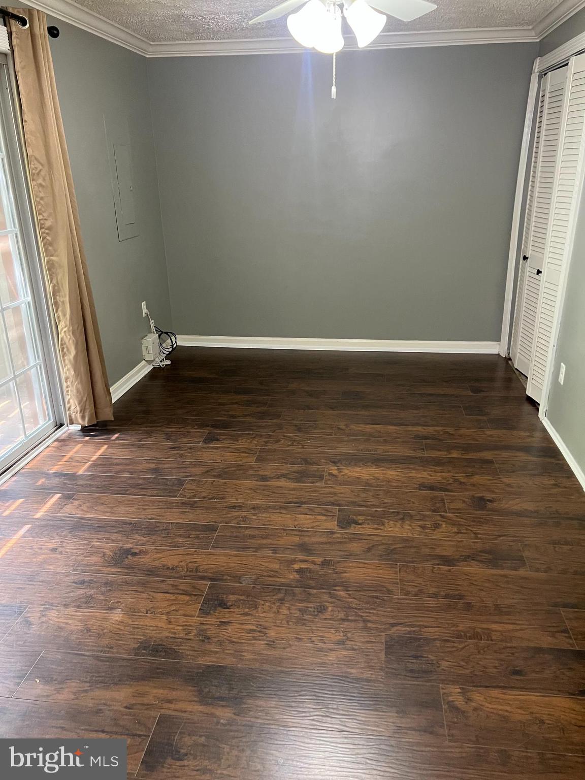 WAYSIDE VILLAGE - Residential