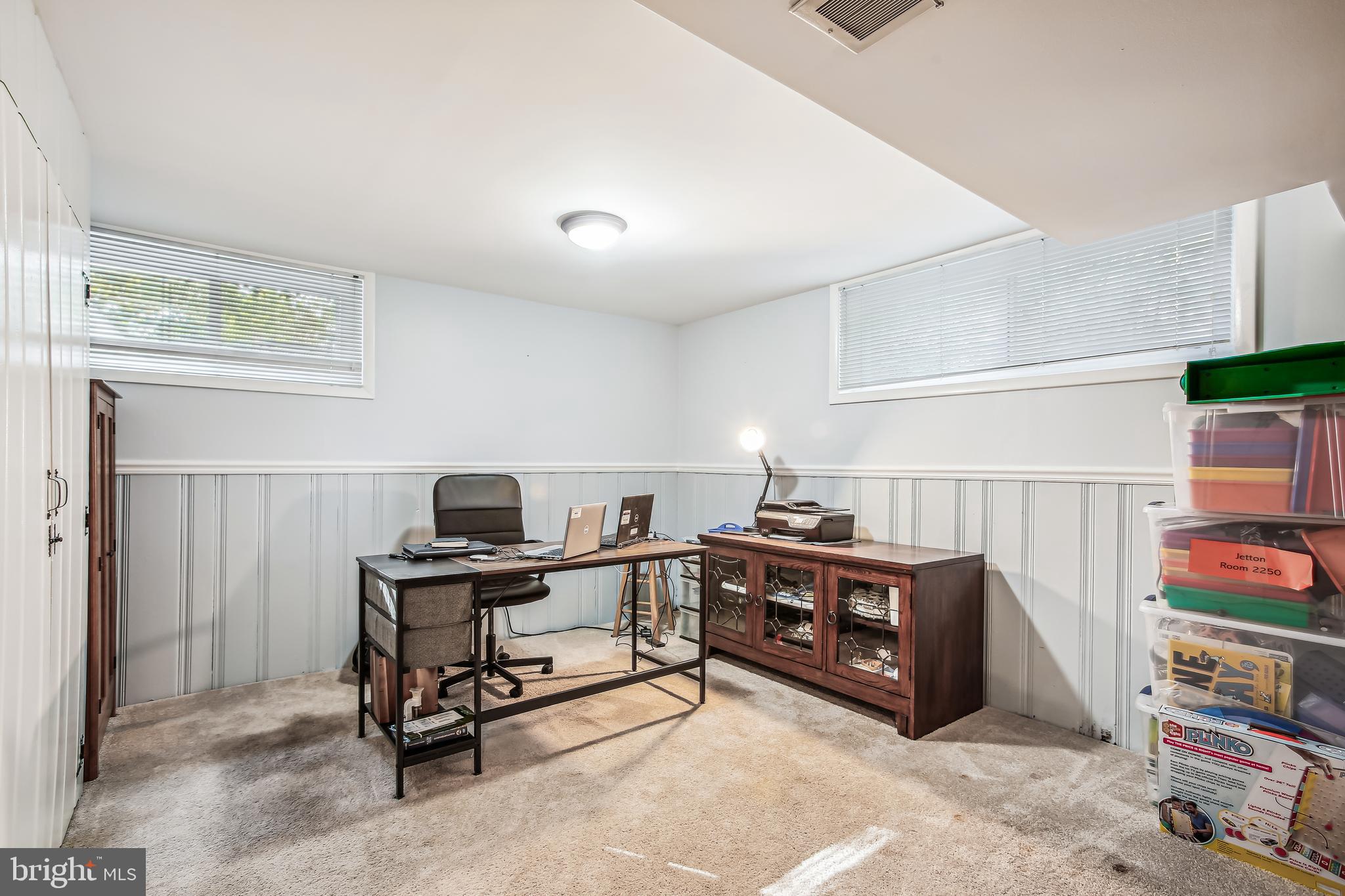 HOLLIN HALL VILLAGE - Residential Lease