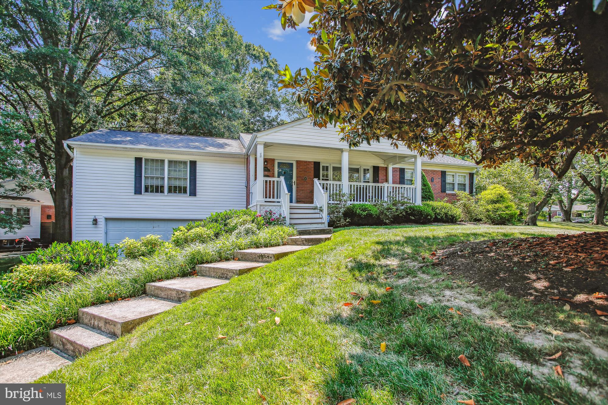 HOLLIN HALL VILLAGE - Residential Lease