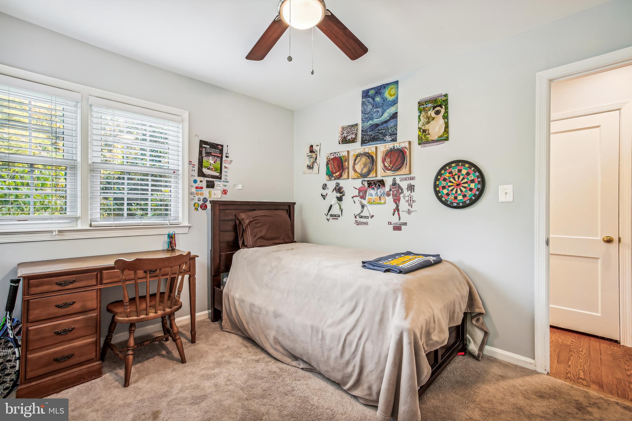 HOLLIN HALL VILLAGE - Residential Lease