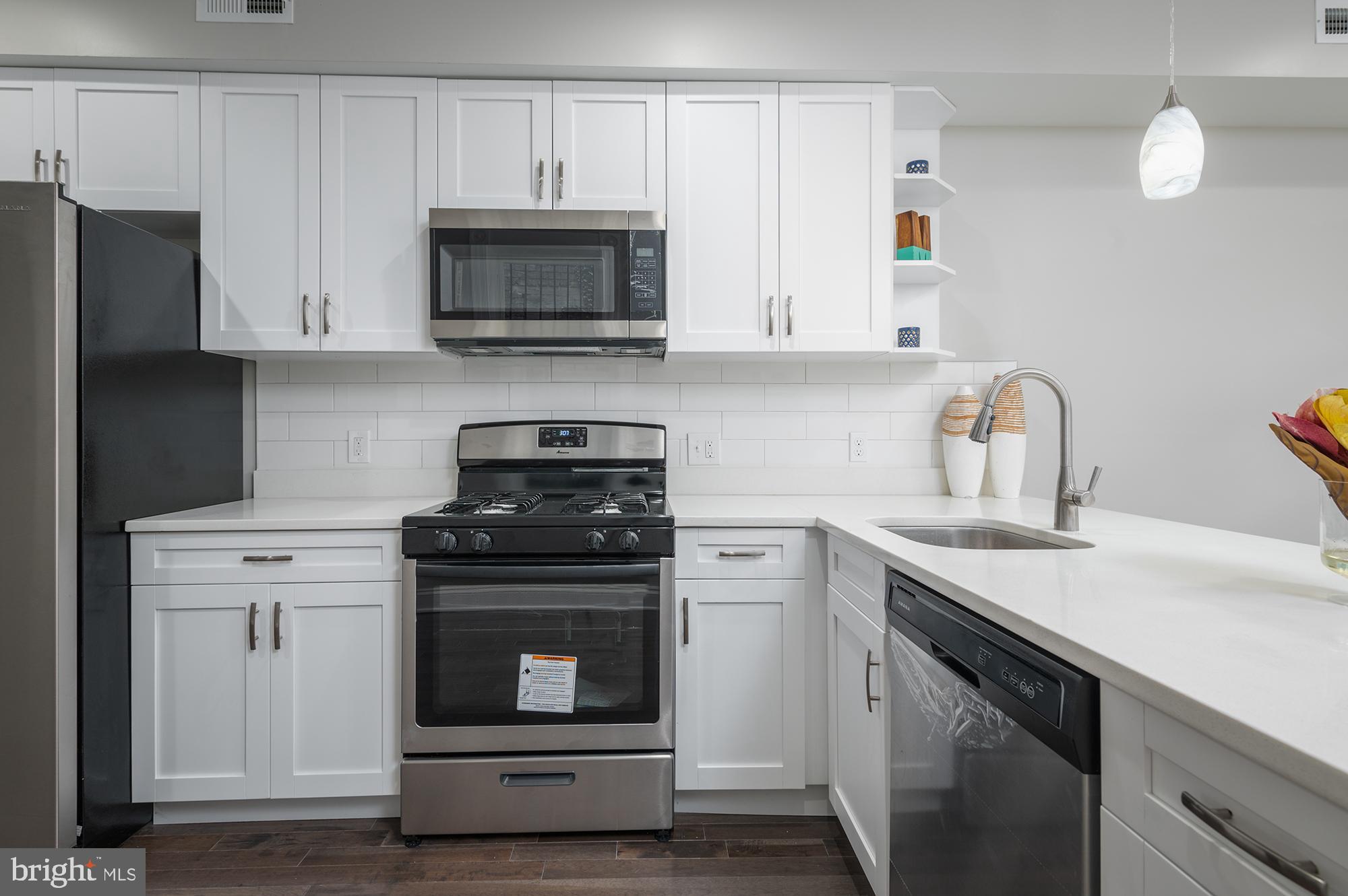 BROADWAY EAST - Residential