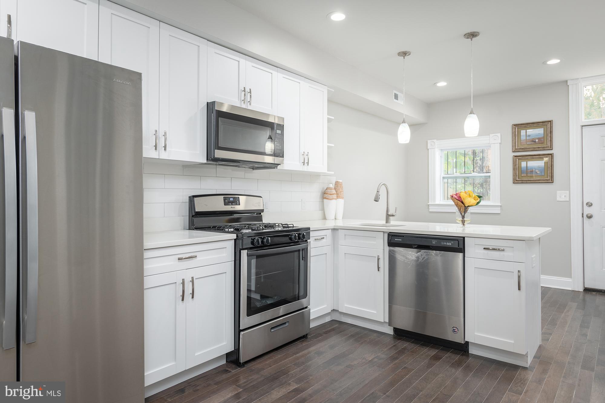 BROADWAY EAST - Residential