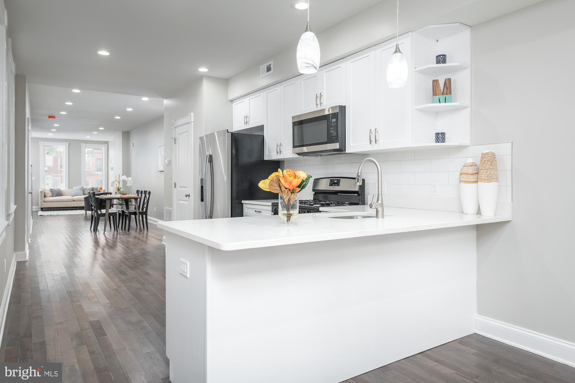 BROADWAY EAST - Residential