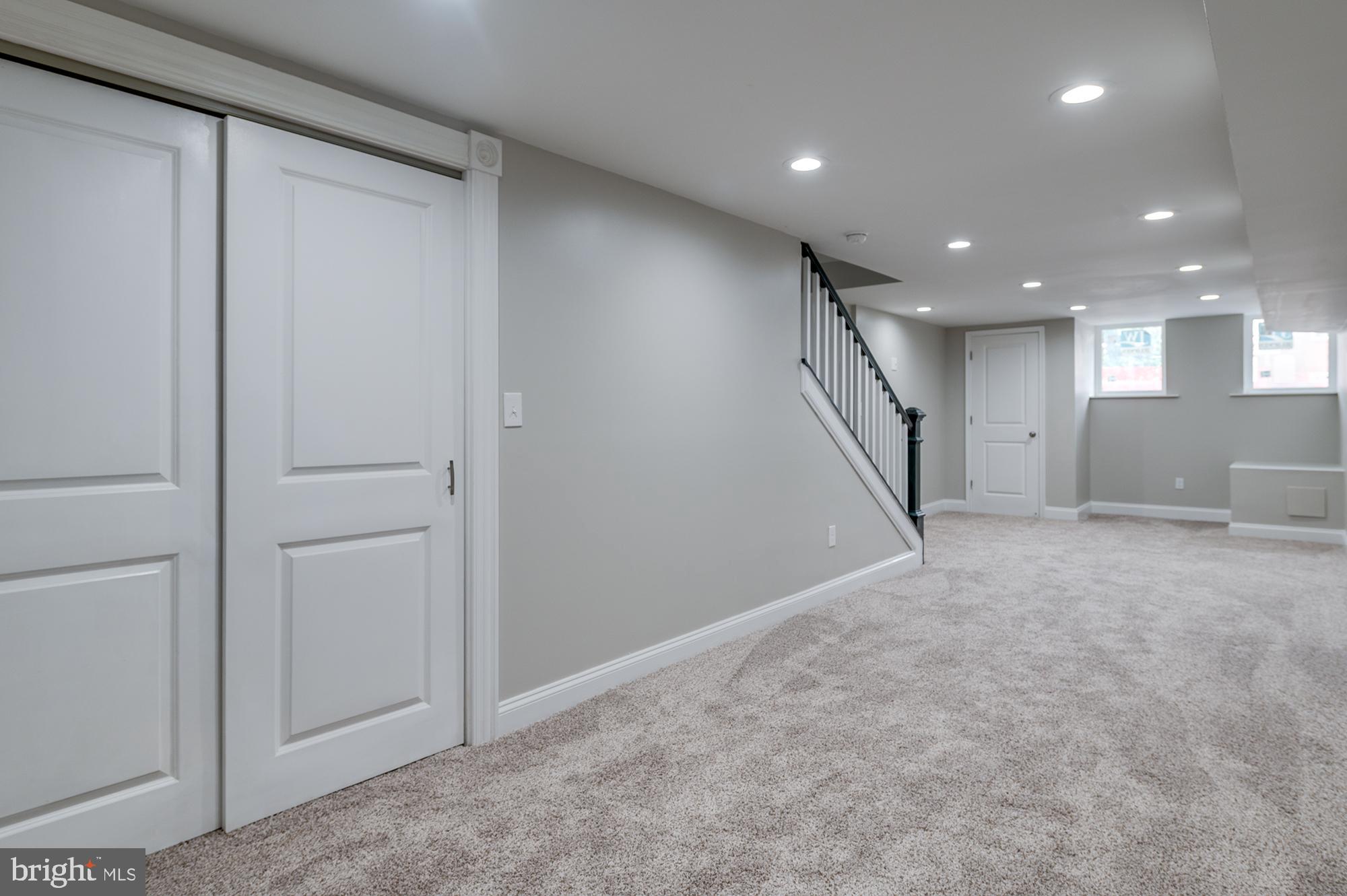 BROADWAY EAST - Residential