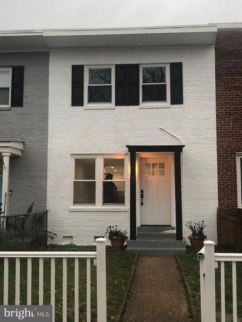 Townhouse For Sale - 3724 Edison Street<br/> Alexandria City County, ALEXANDRIA, VA 22305