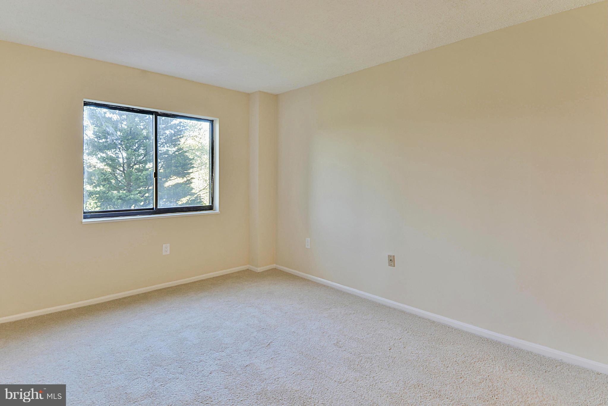 GREENS AT LEISURE WORLD - Residential