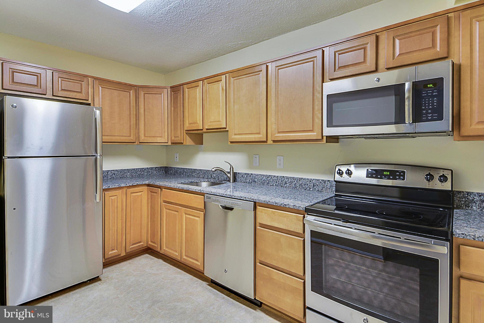 GREENS AT LEISURE WORLD - Residential