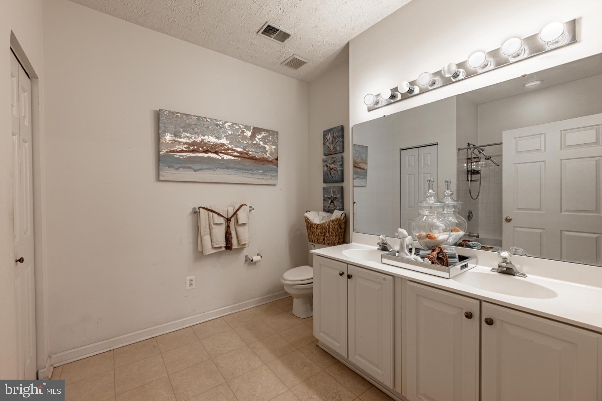 DEVONSHIRE AT WHITEMARSH - Residential