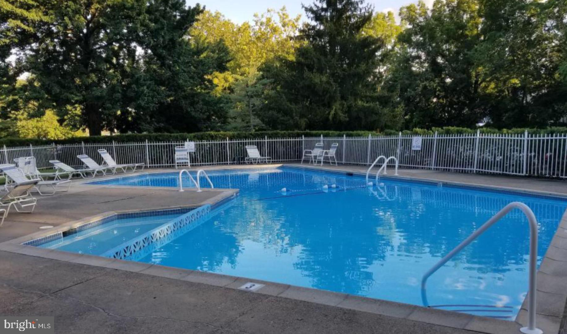 FORT WASHINGTON - Residential