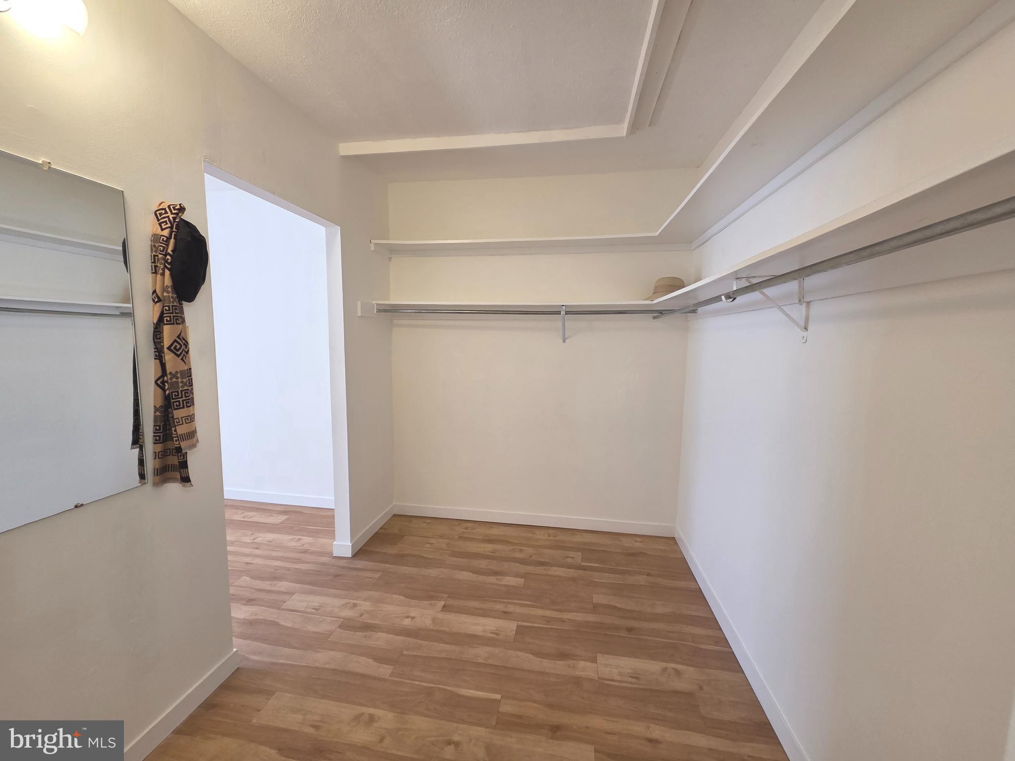 FORT WASHINGTON - Residential