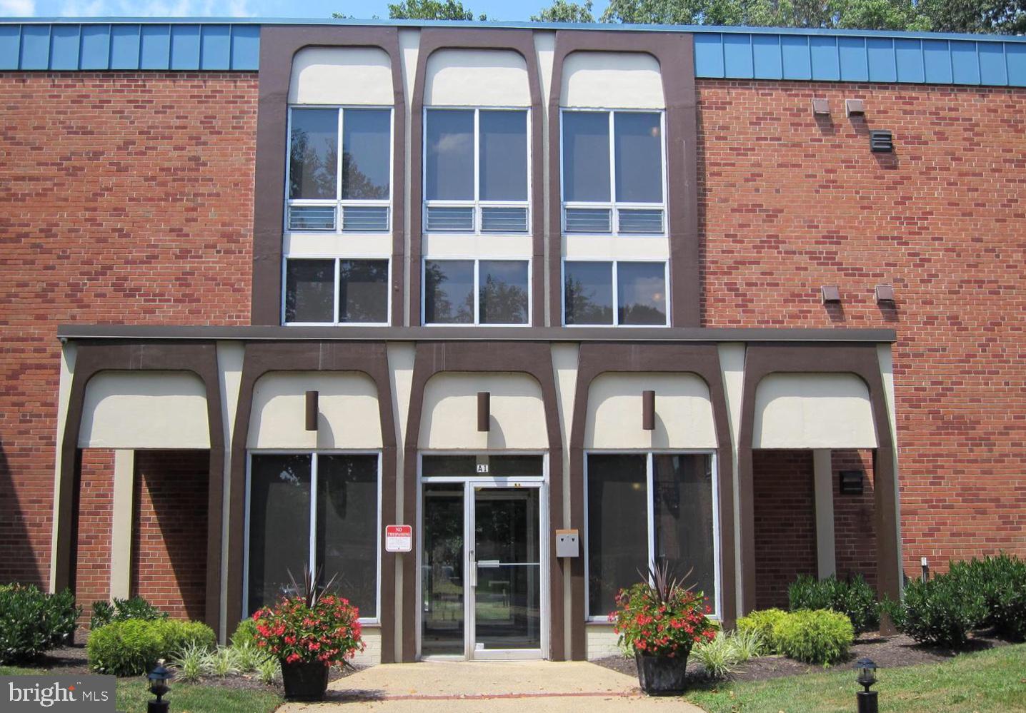 FORT WASHINGTON - Residential