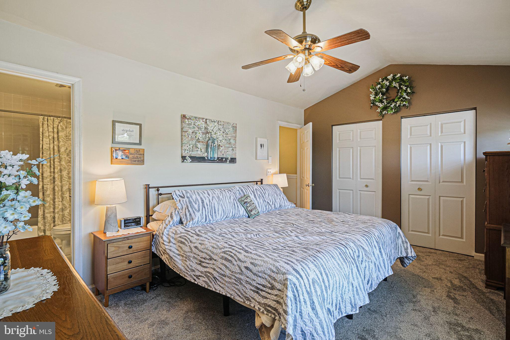 HUNTERS RUN VILLAGE - Residential