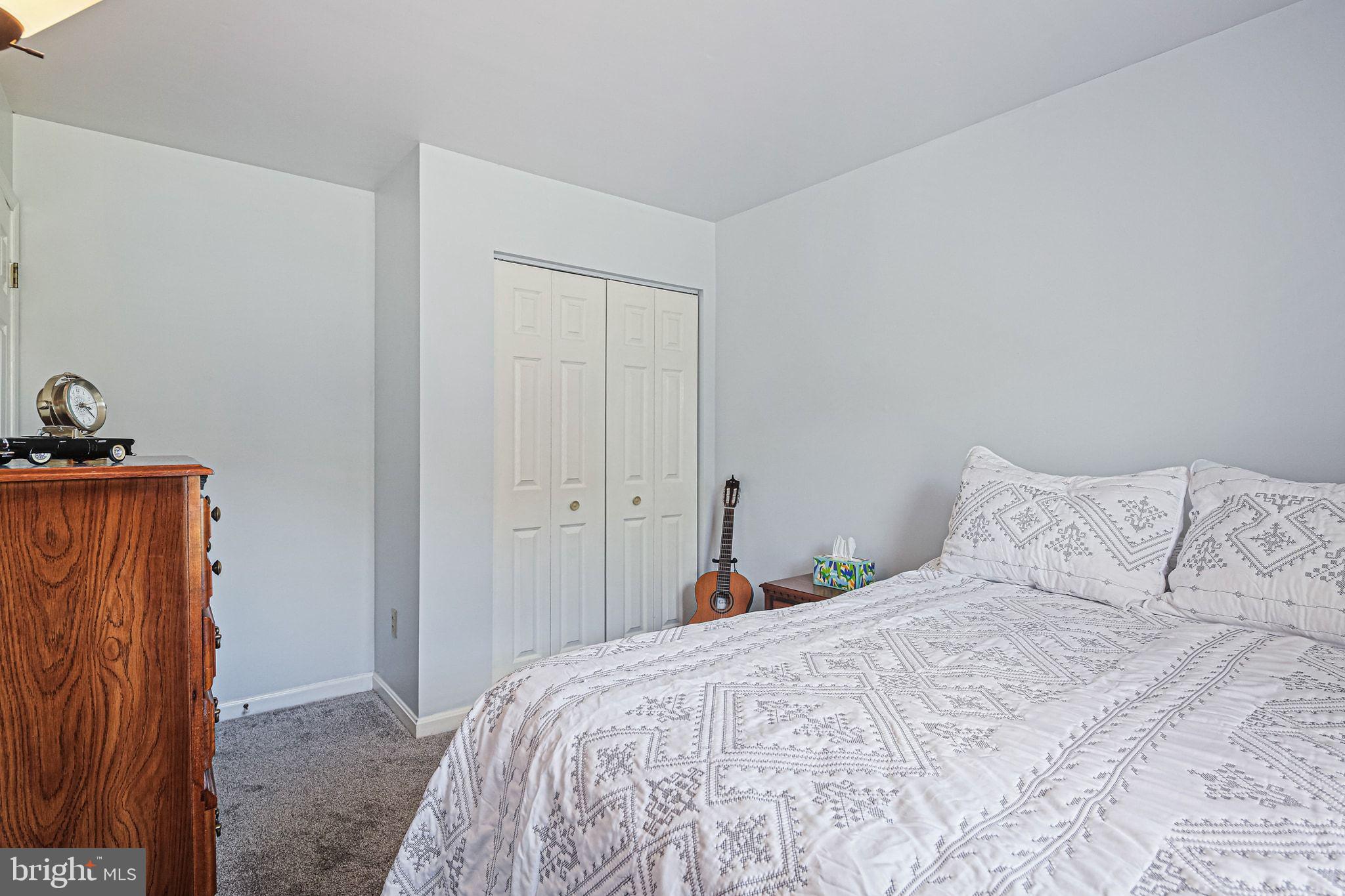 HUNTERS RUN VILLAGE - Residential