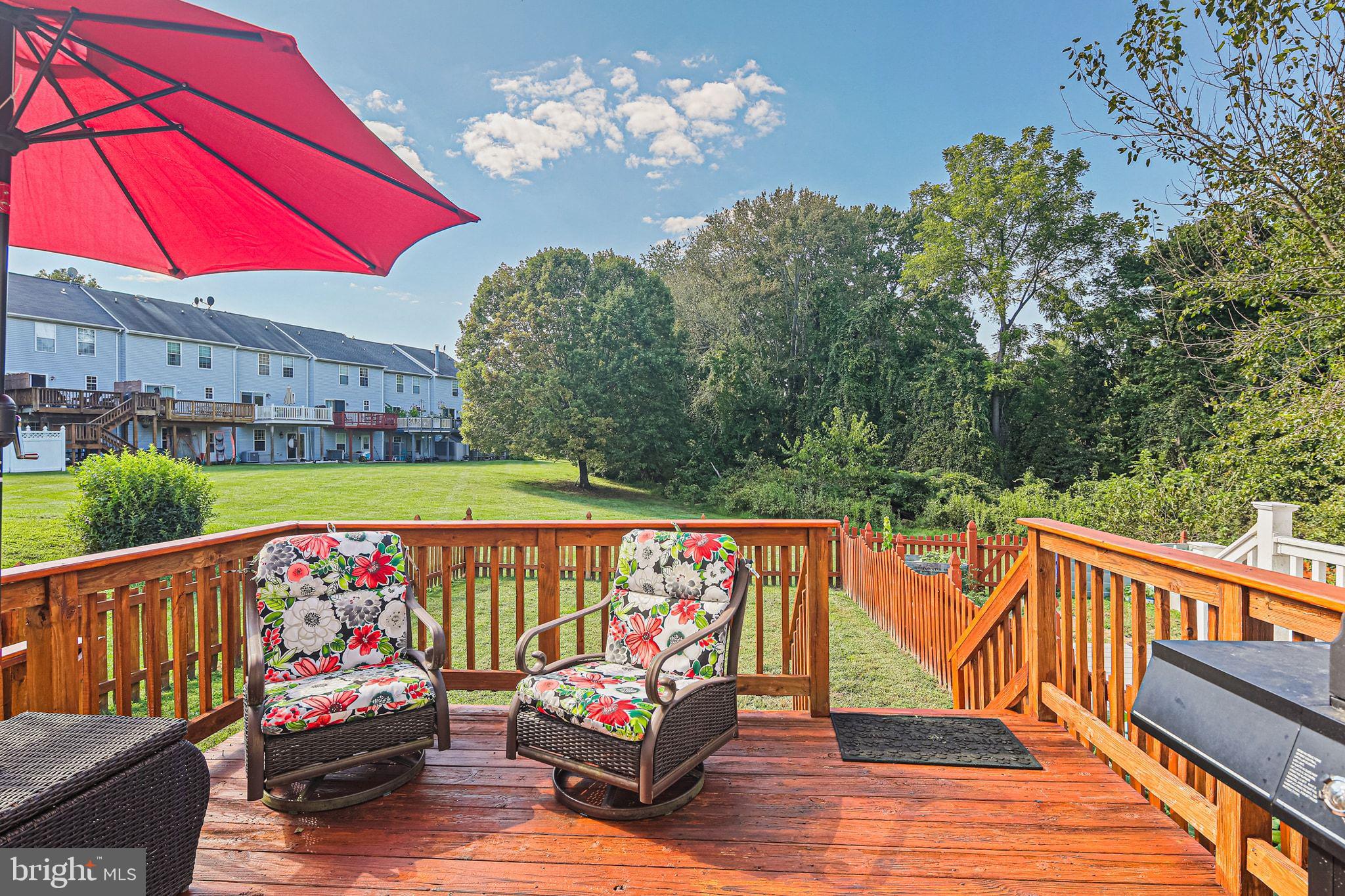 HUNTERS RUN VILLAGE - Residential