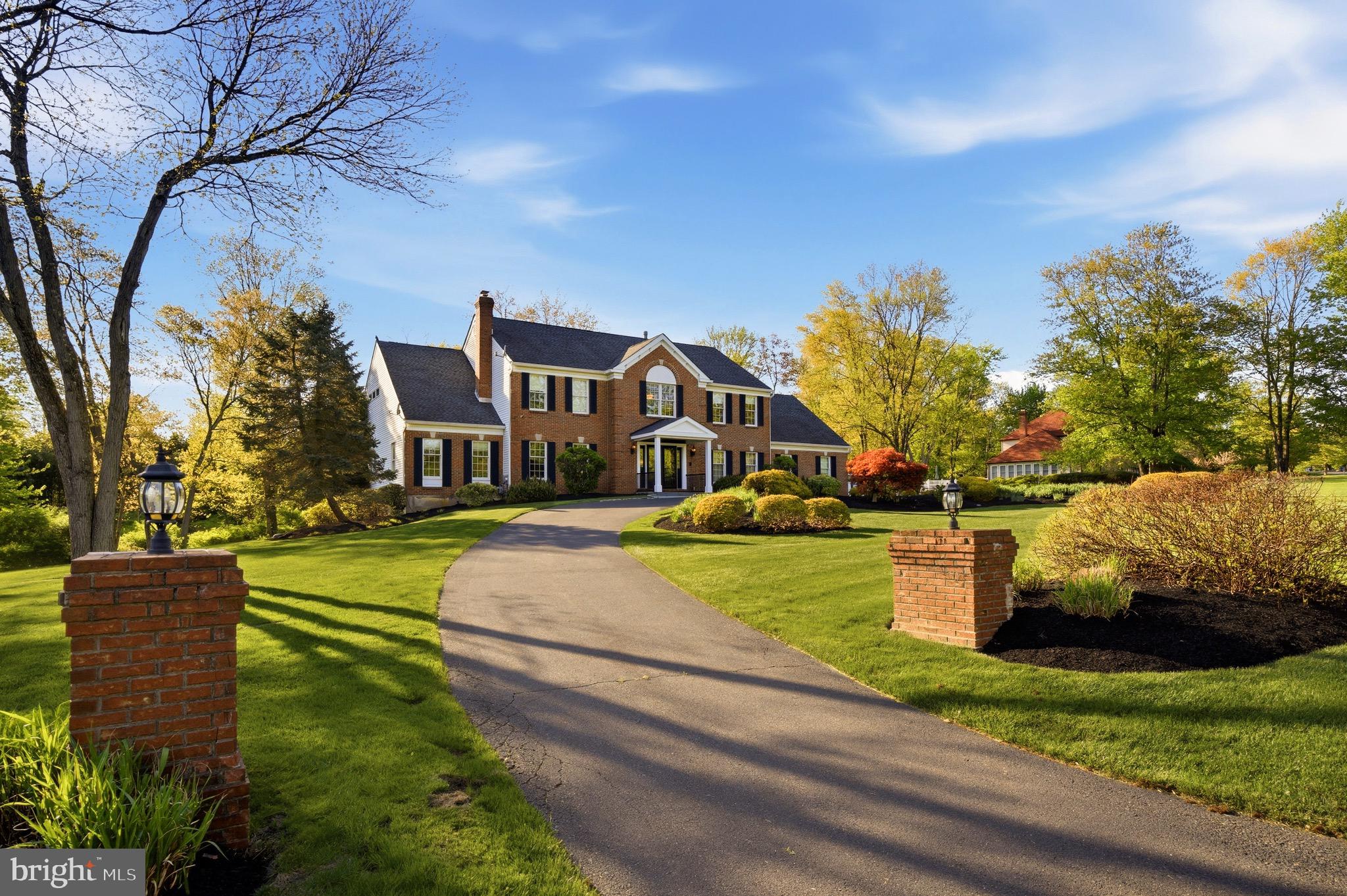 GWYNEDD KNOLL - Residential