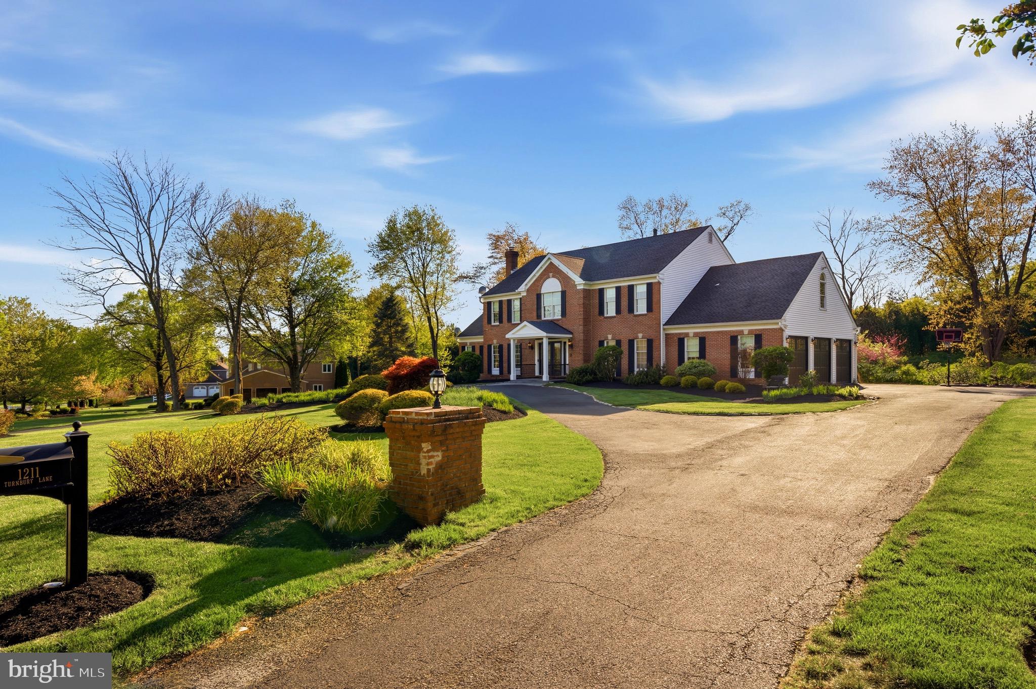 GWYNEDD KNOLL - Residential