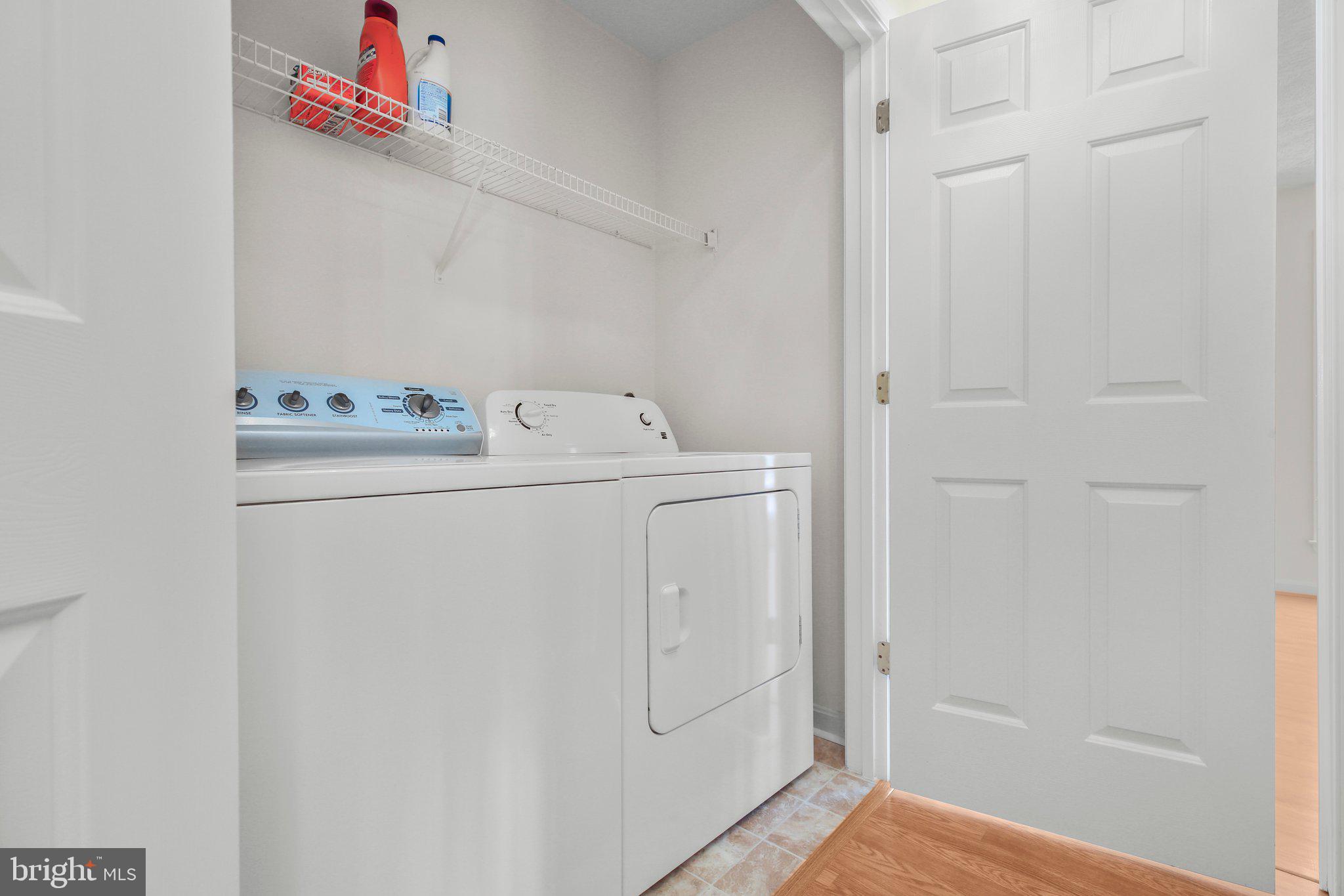 LAKE LAND OR - Residential