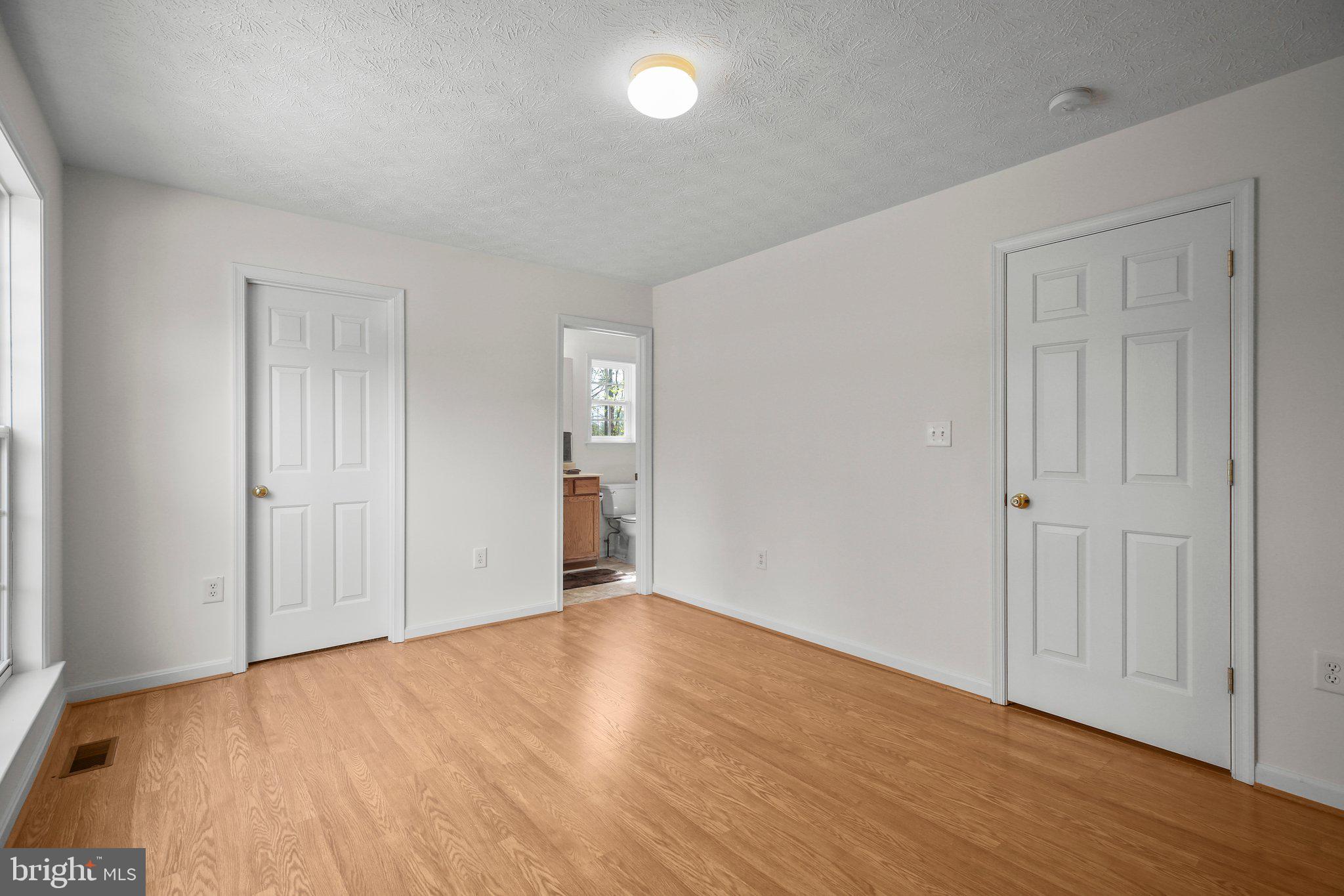 LAKE LAND OR - Residential