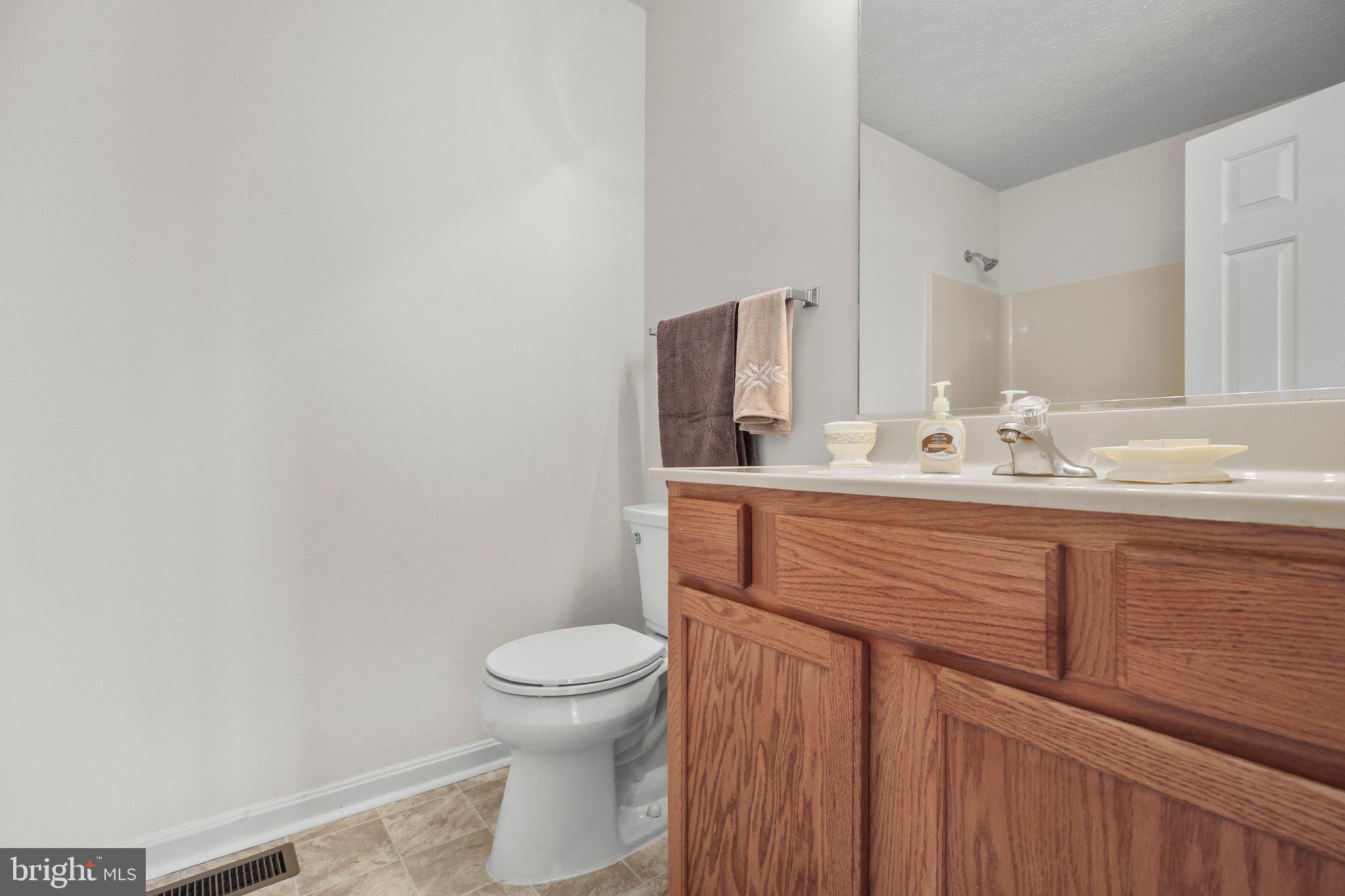 LAKE LAND OR - Residential