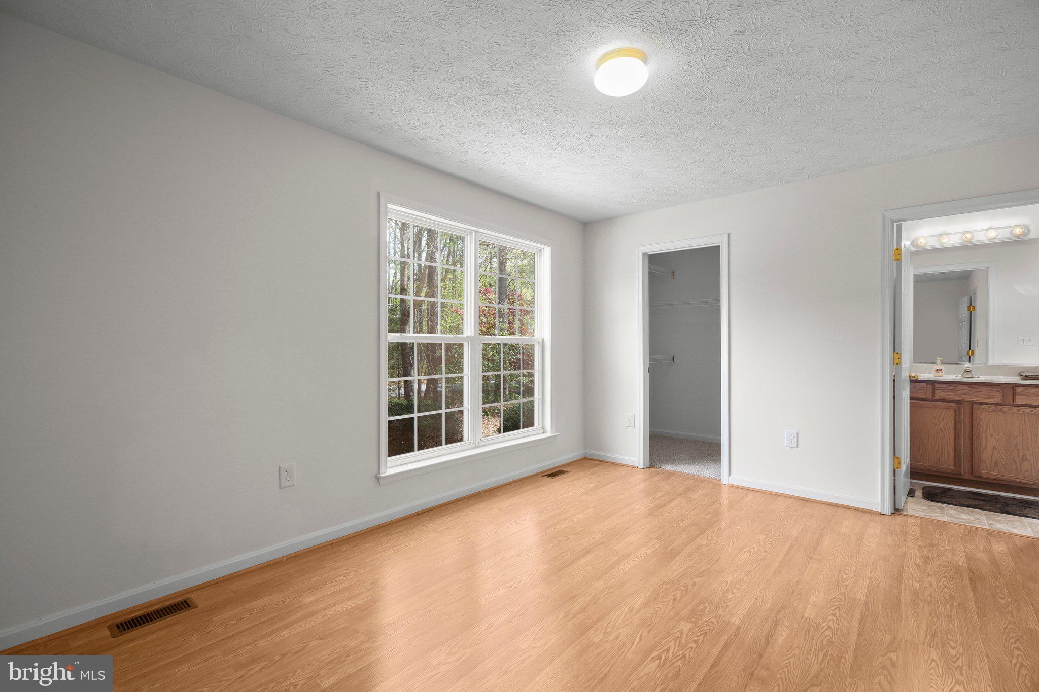 LAKE LAND OR - Residential