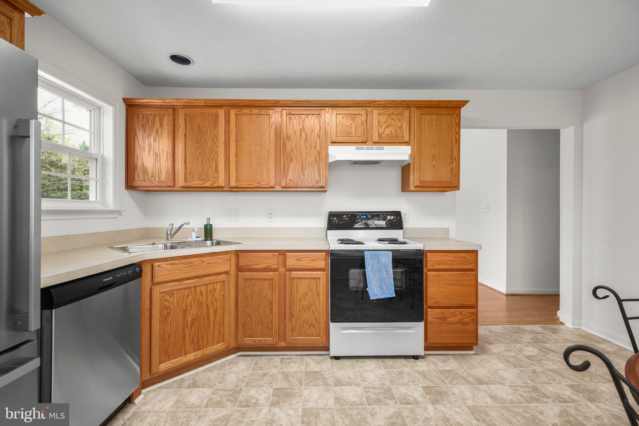 LAKE LAND OR - Residential