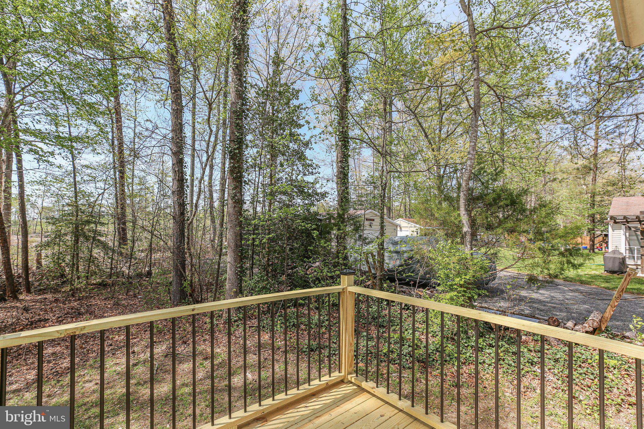 LAKE LAND OR - Residential