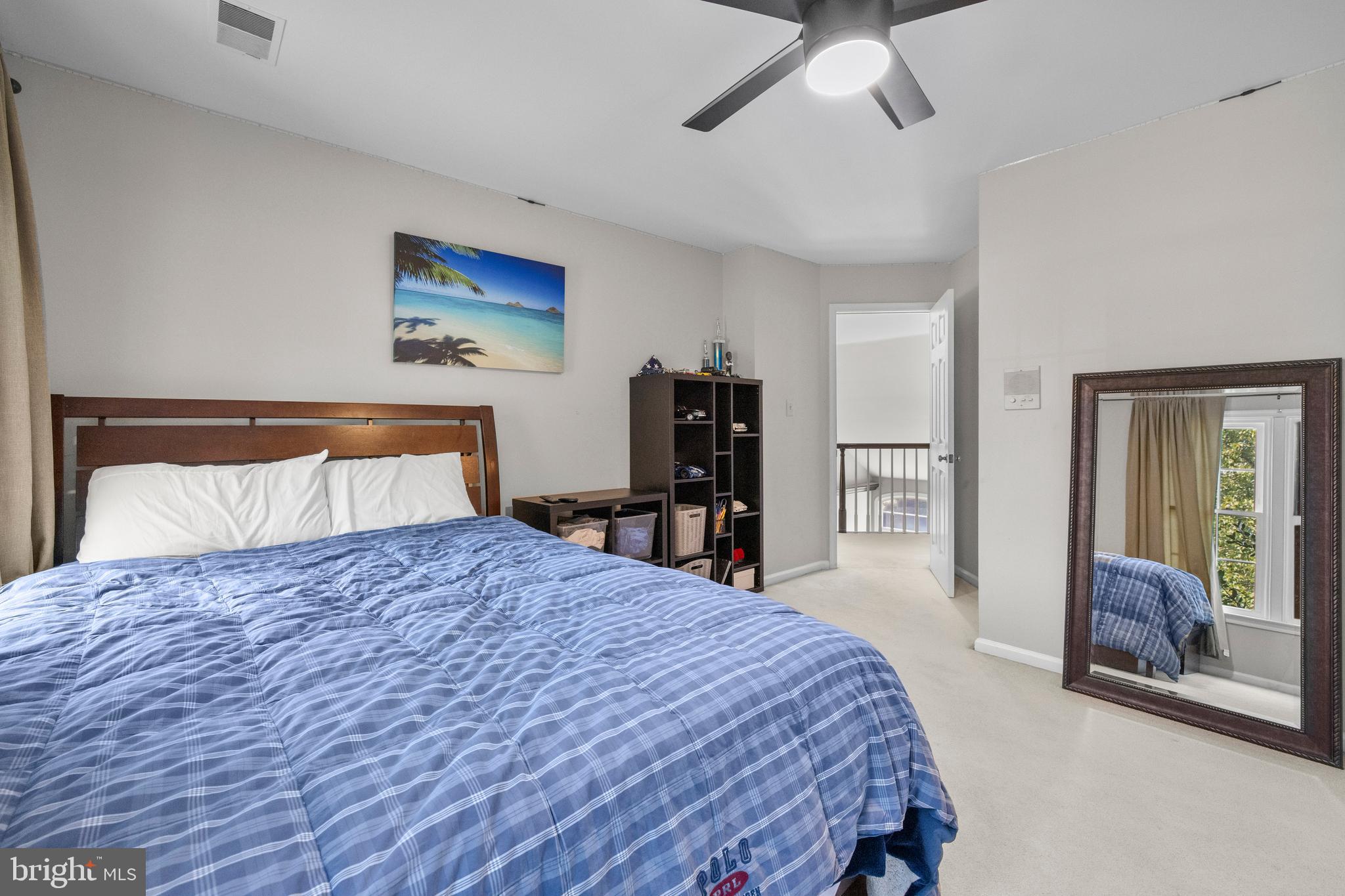 EDGEWATER - Residential