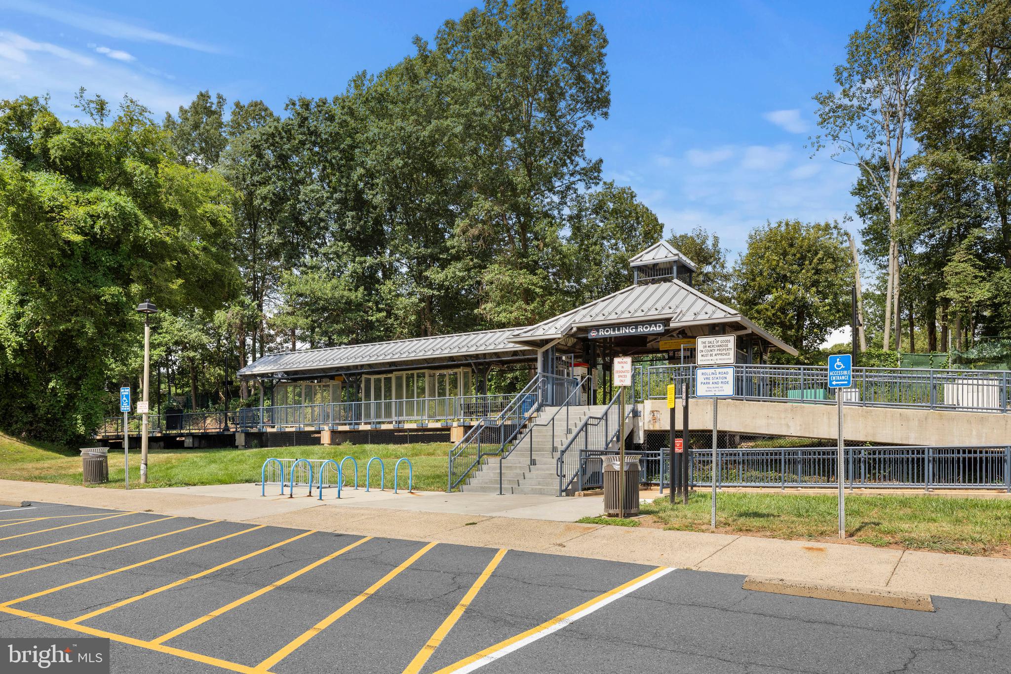 EDGEWATER - Residential