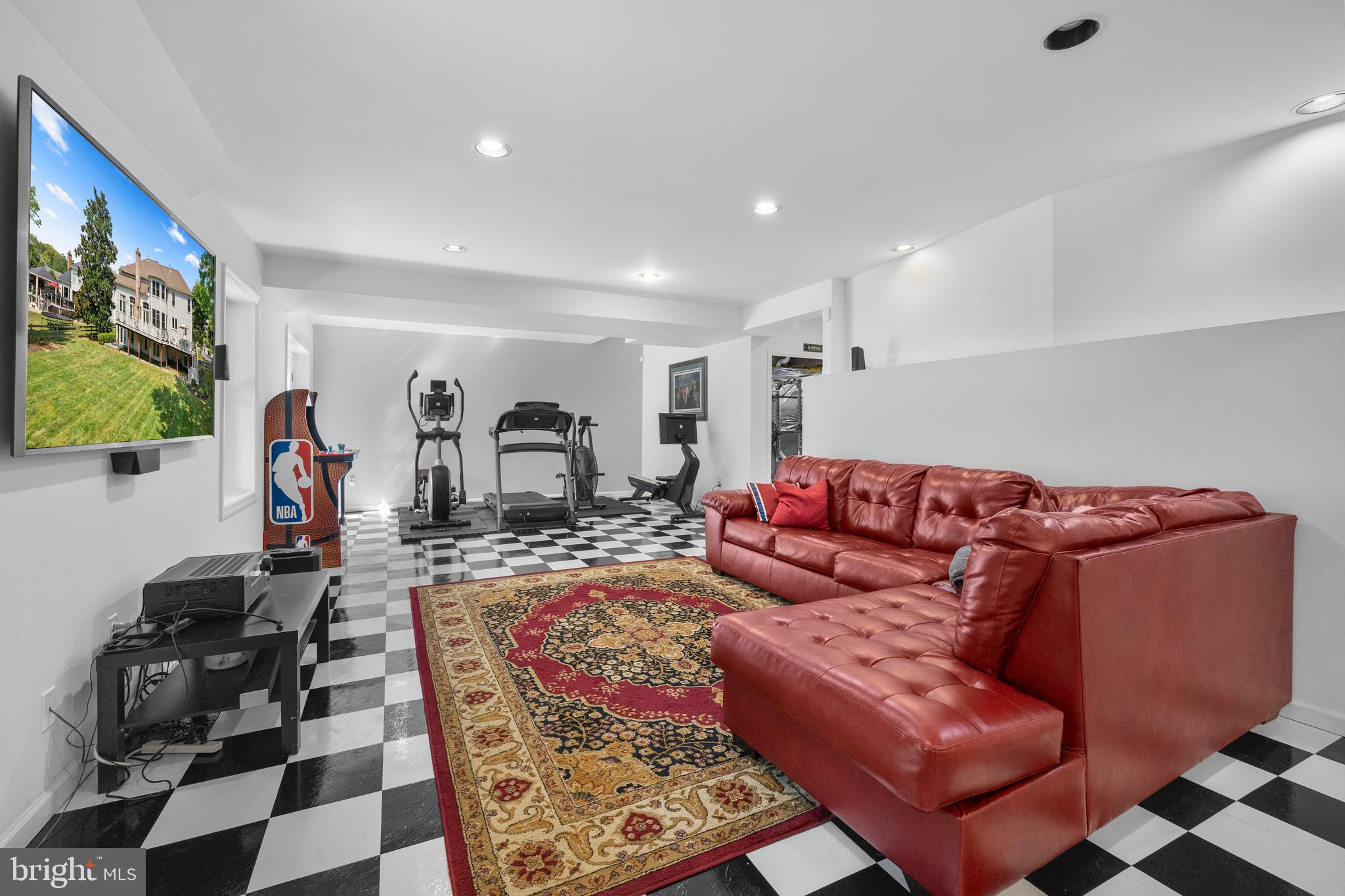 EDGEWATER - Residential