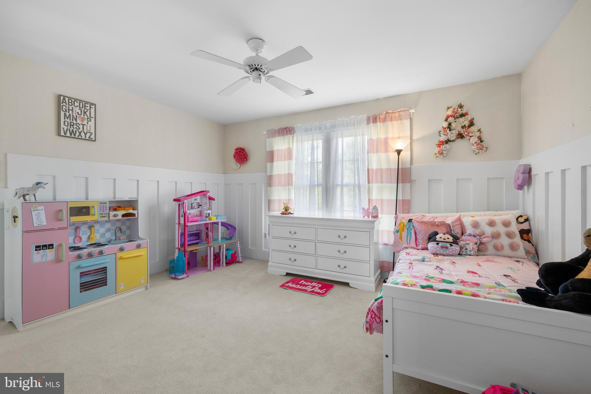 EDGEWATER - Residential