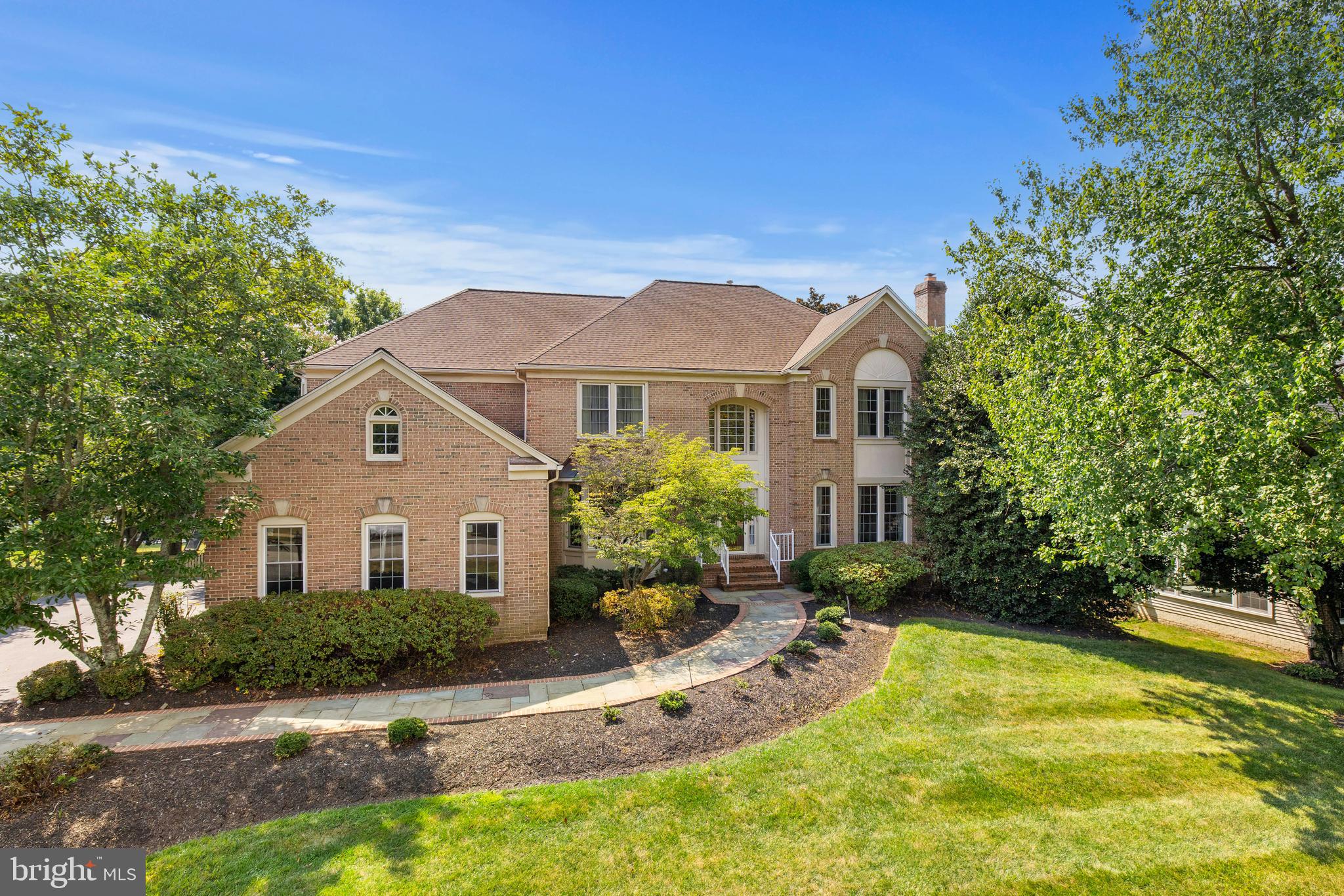 EDGEWATER - Residential