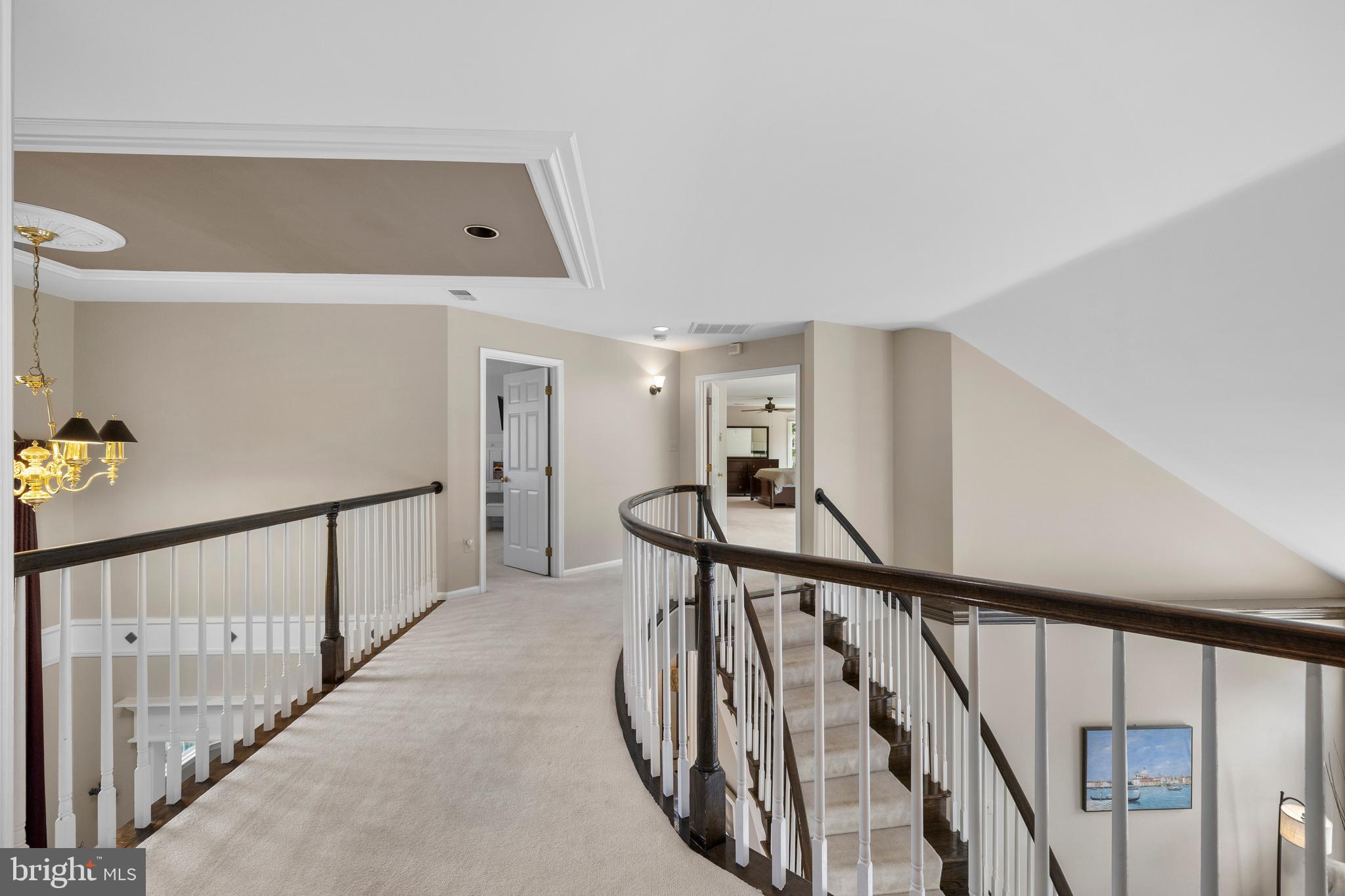 EDGEWATER - Residential