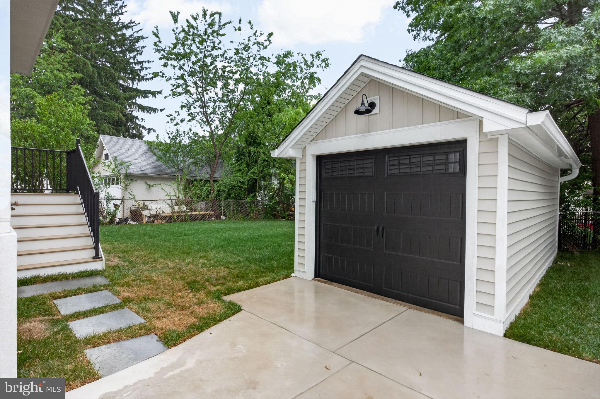 HAVERTOWN - Residential