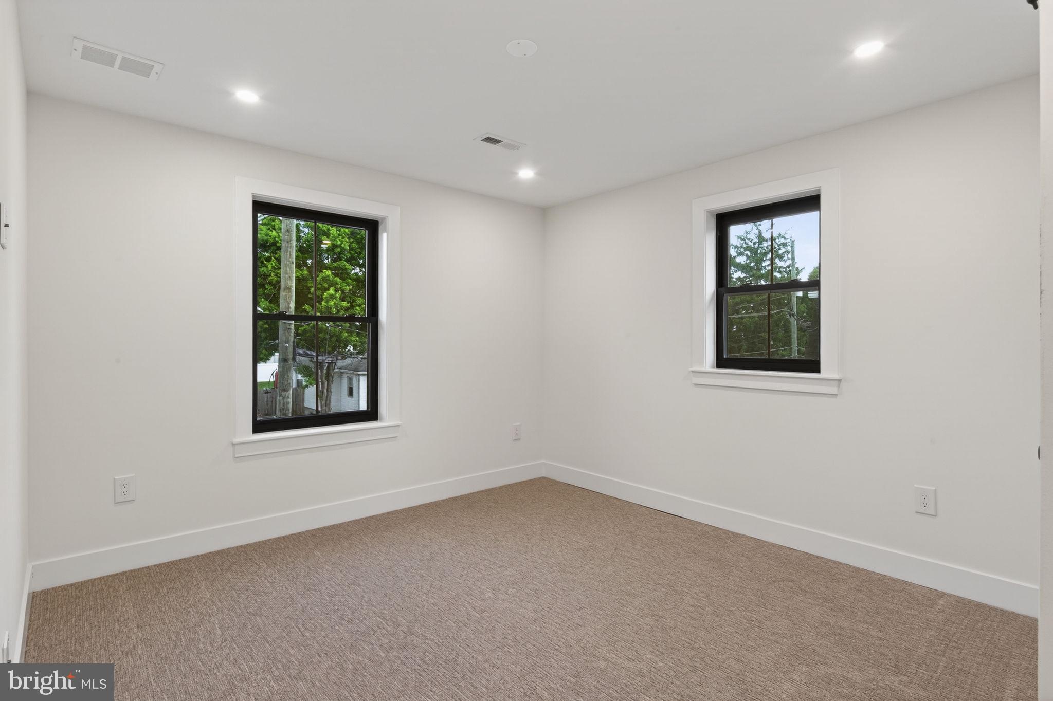 HAVERTOWN - Residential