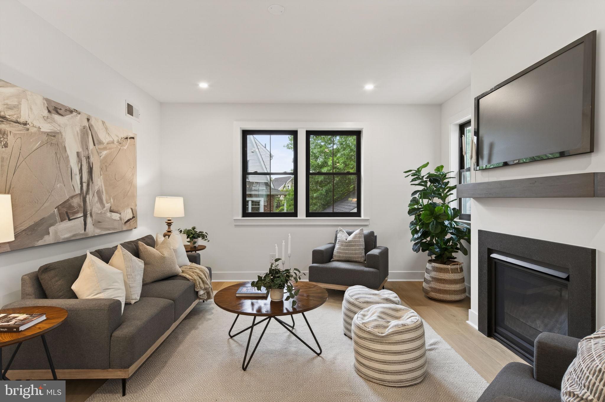 HAVERTOWN - Residential