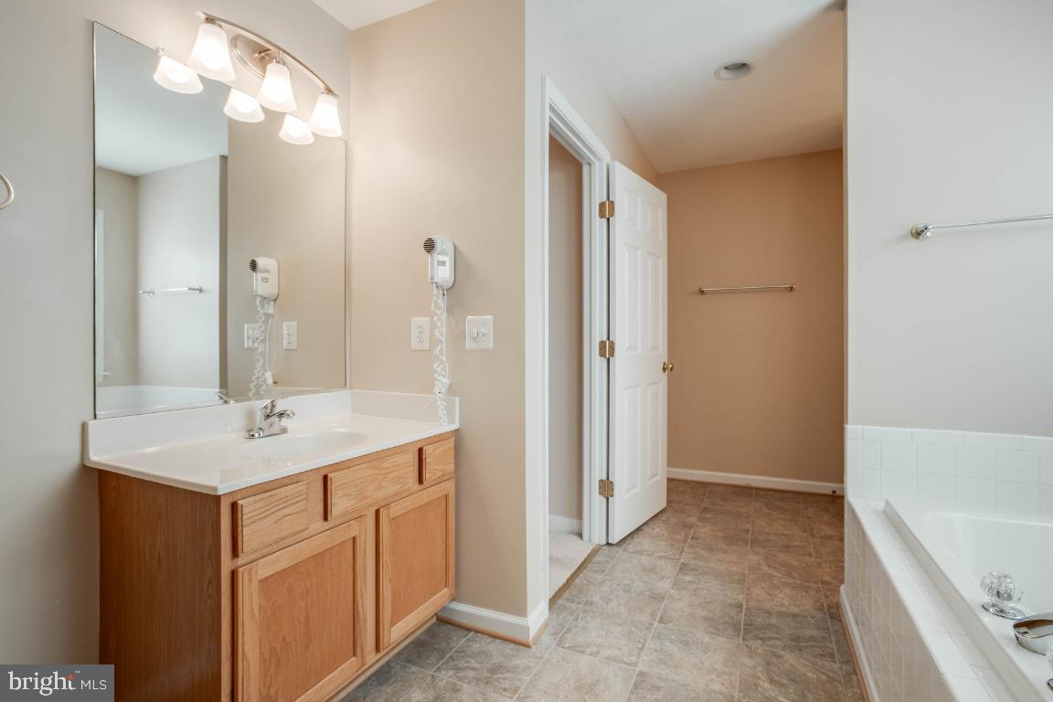 WHITESTONE ESTATES - Residential