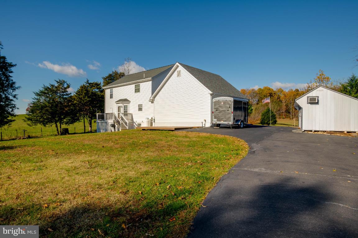 WHITESTONE ESTATES - Residential