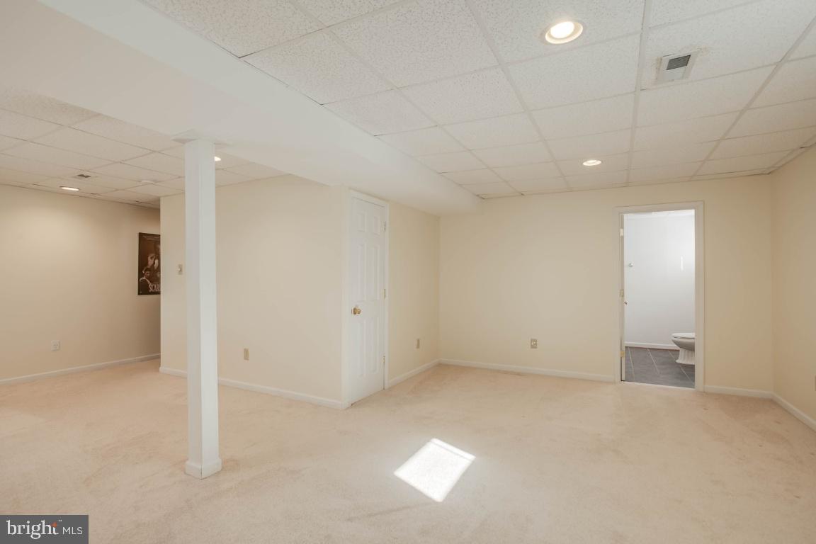 WHITESTONE ESTATES - Residential