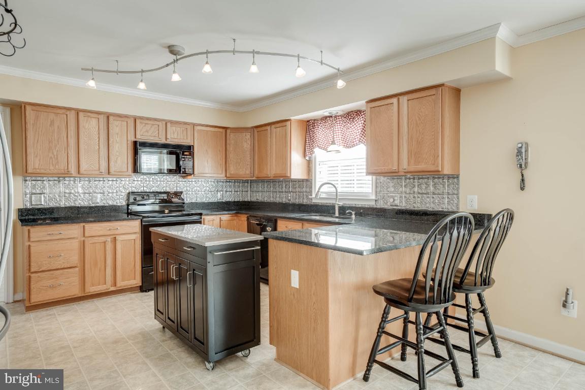 WHITESTONE ESTATES - Residential