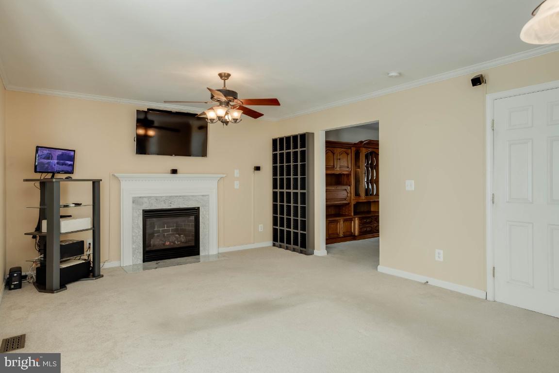 WHITESTONE ESTATES - Residential