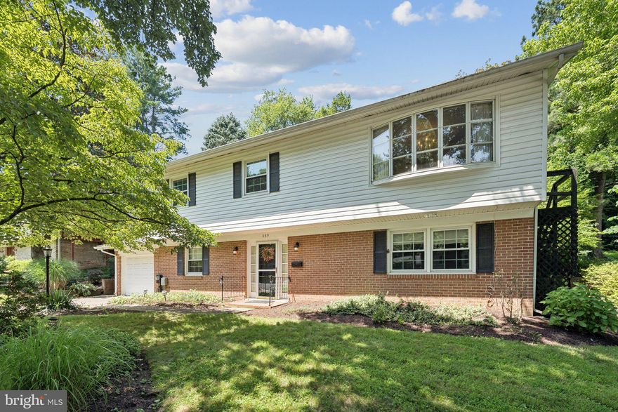 Virtual Staging Used to Showcase Scale and Layout Potential.

A rare opportunity—this home is being offered for the first time on the market! With immense potential, it’s a blank canvas ready for you to transform into your ideal living space. Nestled at the end of the street with no through traffic, the property offers added privacy and beautiful open space.

This home offers 4 spacious bedrooms and 3 full bathrooms, hardwood floors throughout the main level, a spacious deck, and a stunning two-tiered backyard that is fully fenced and boasts an array of vibrant flowering plants—perfect for outdoor entertaining or relaxing.

Conveniently located just minutes from the Kentlands, Downtown Crown, I-270, shopping, dining, and more, this home is in an ideal location for both convenience and tranquility.