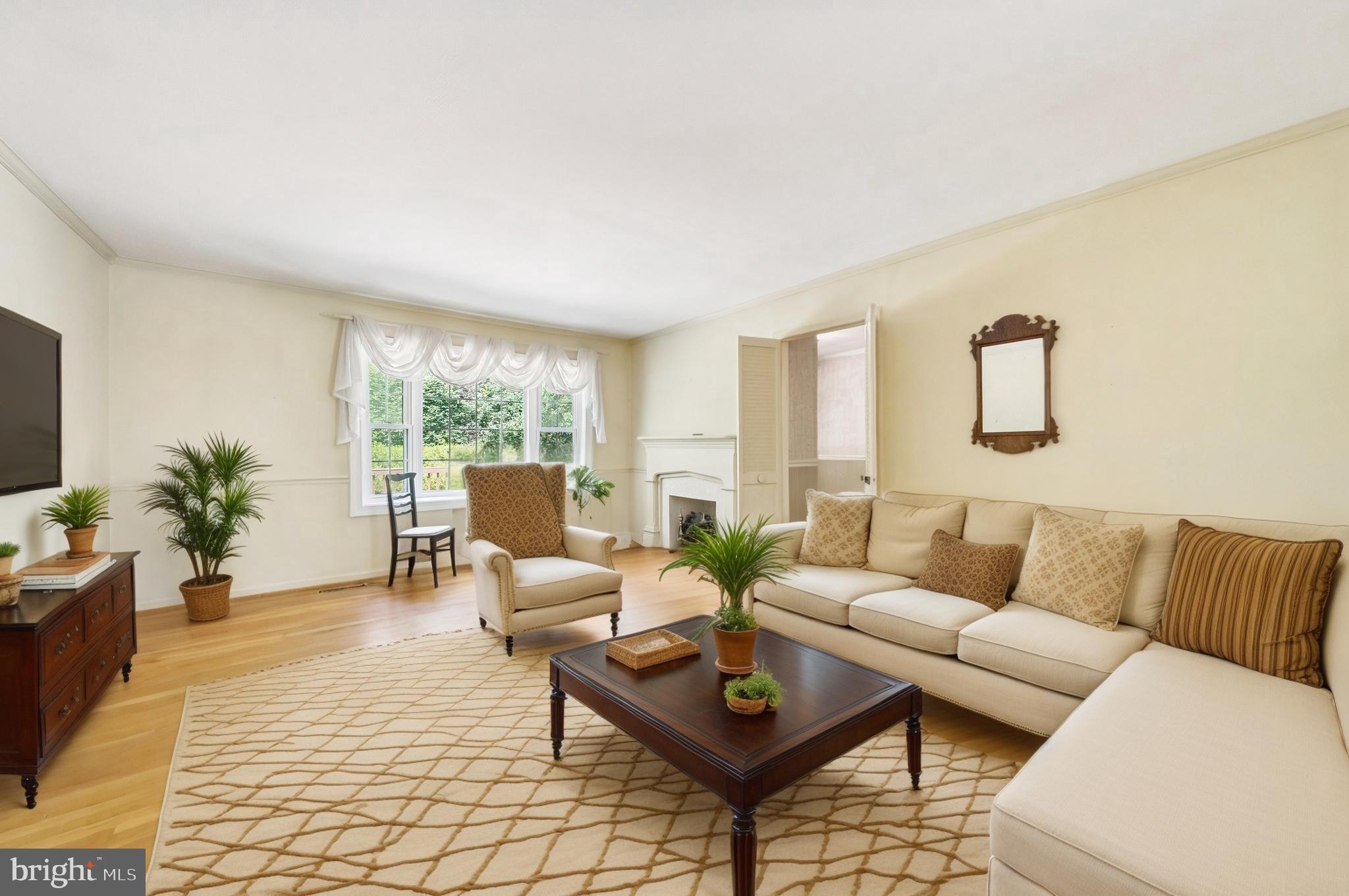 DIAMOND COURTS - Residential