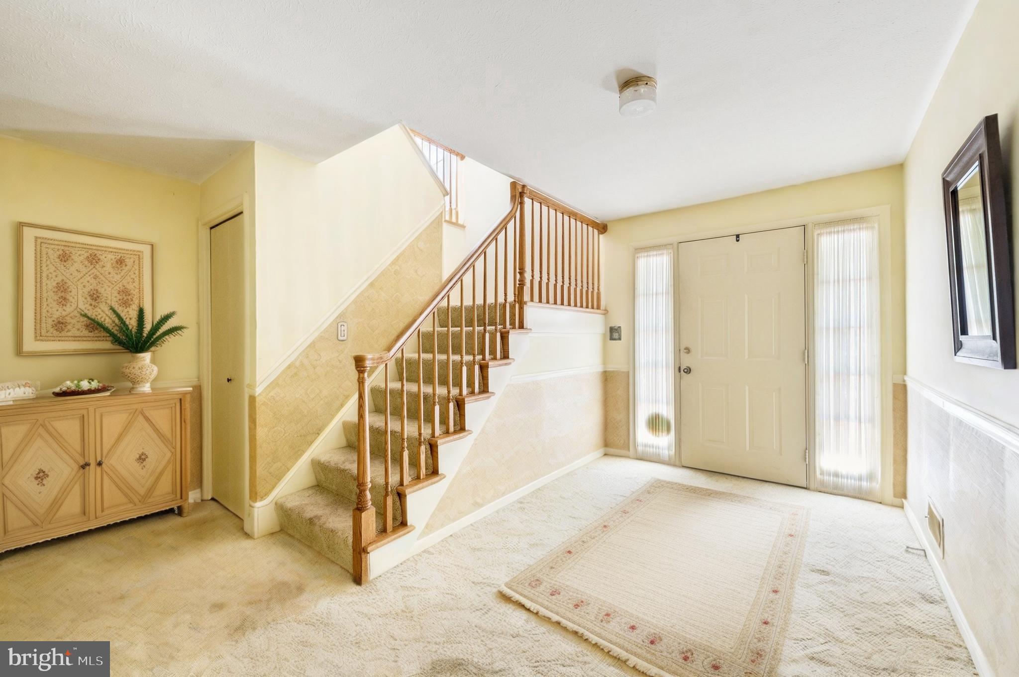 DIAMOND COURTS - Residential