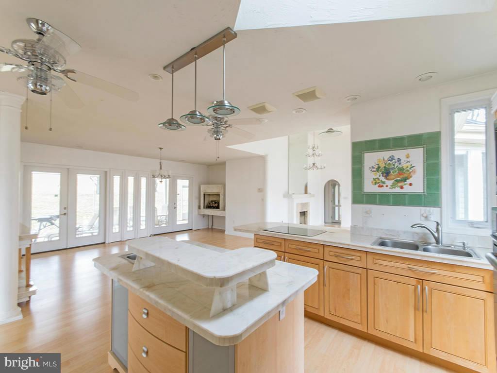 TOM HALL PLACE - Residential Lease