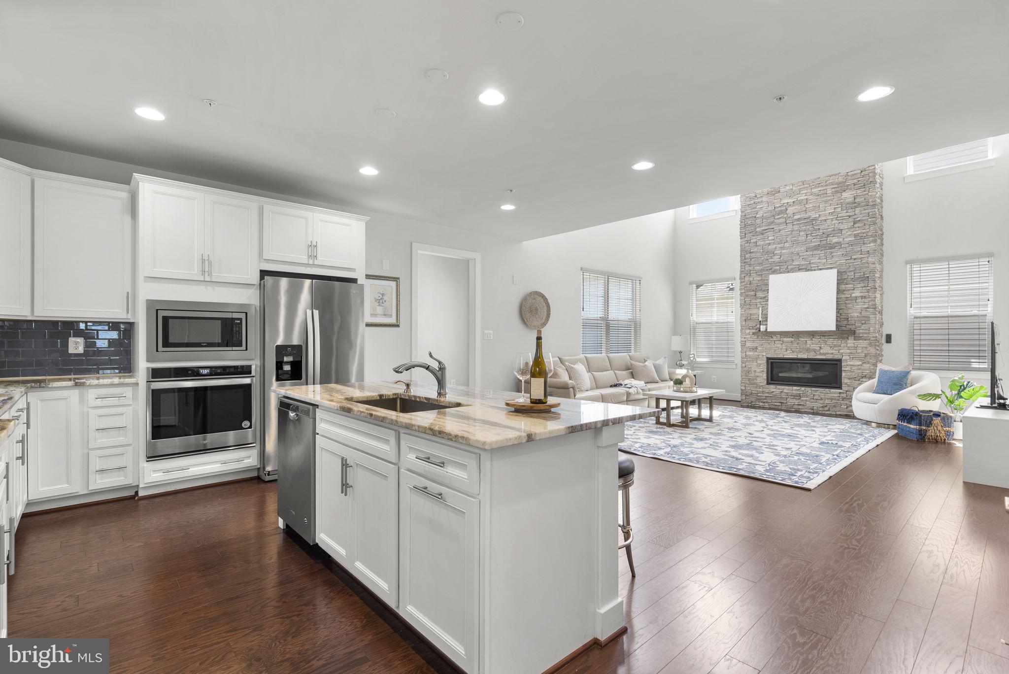 14213 DOWITCHER WAY