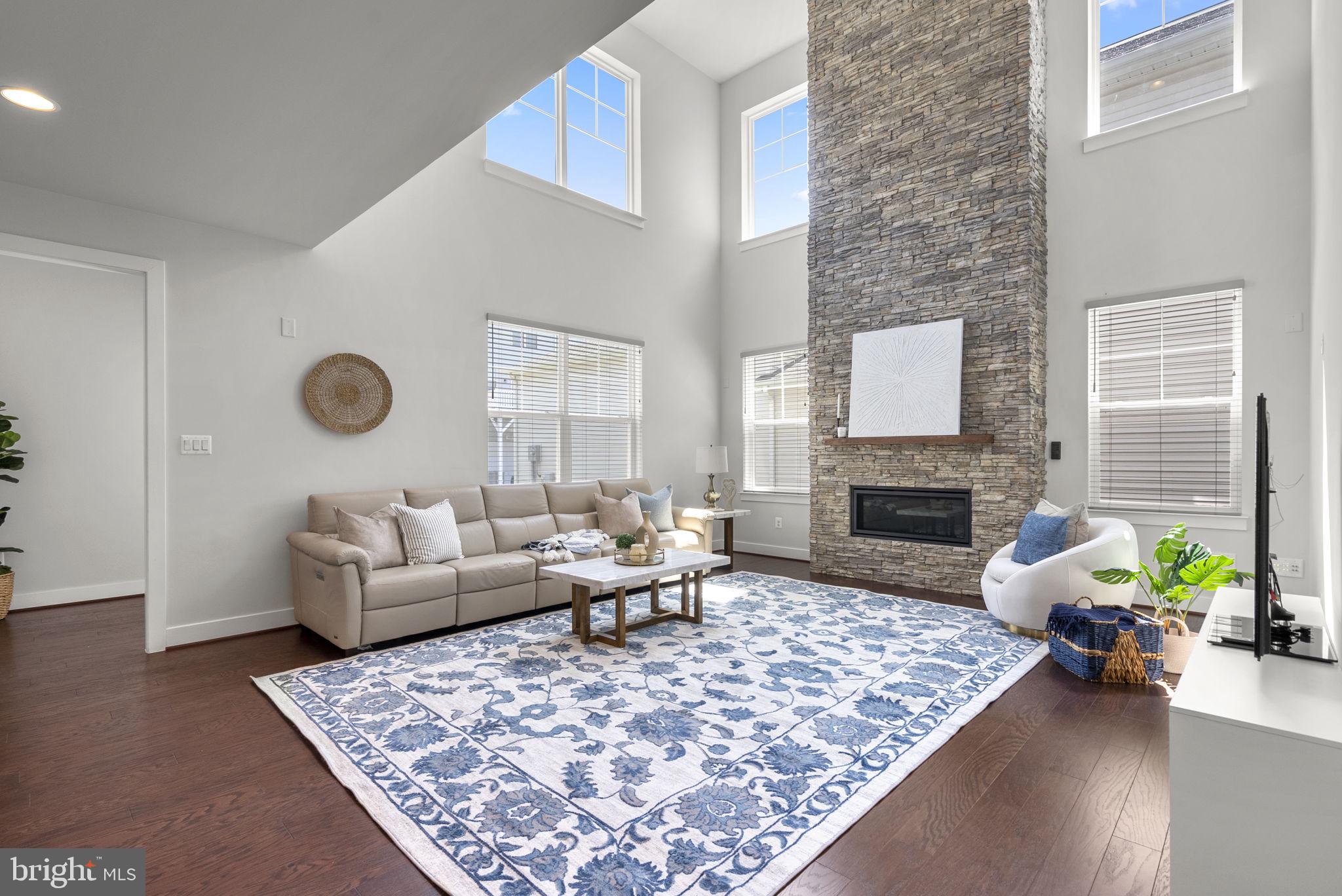 14213 DOWITCHER WAY