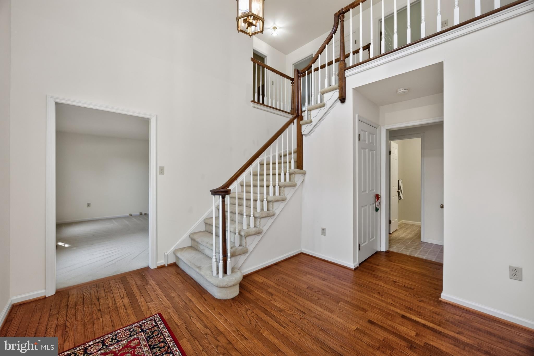 1671 BOW TREE DRIVE
