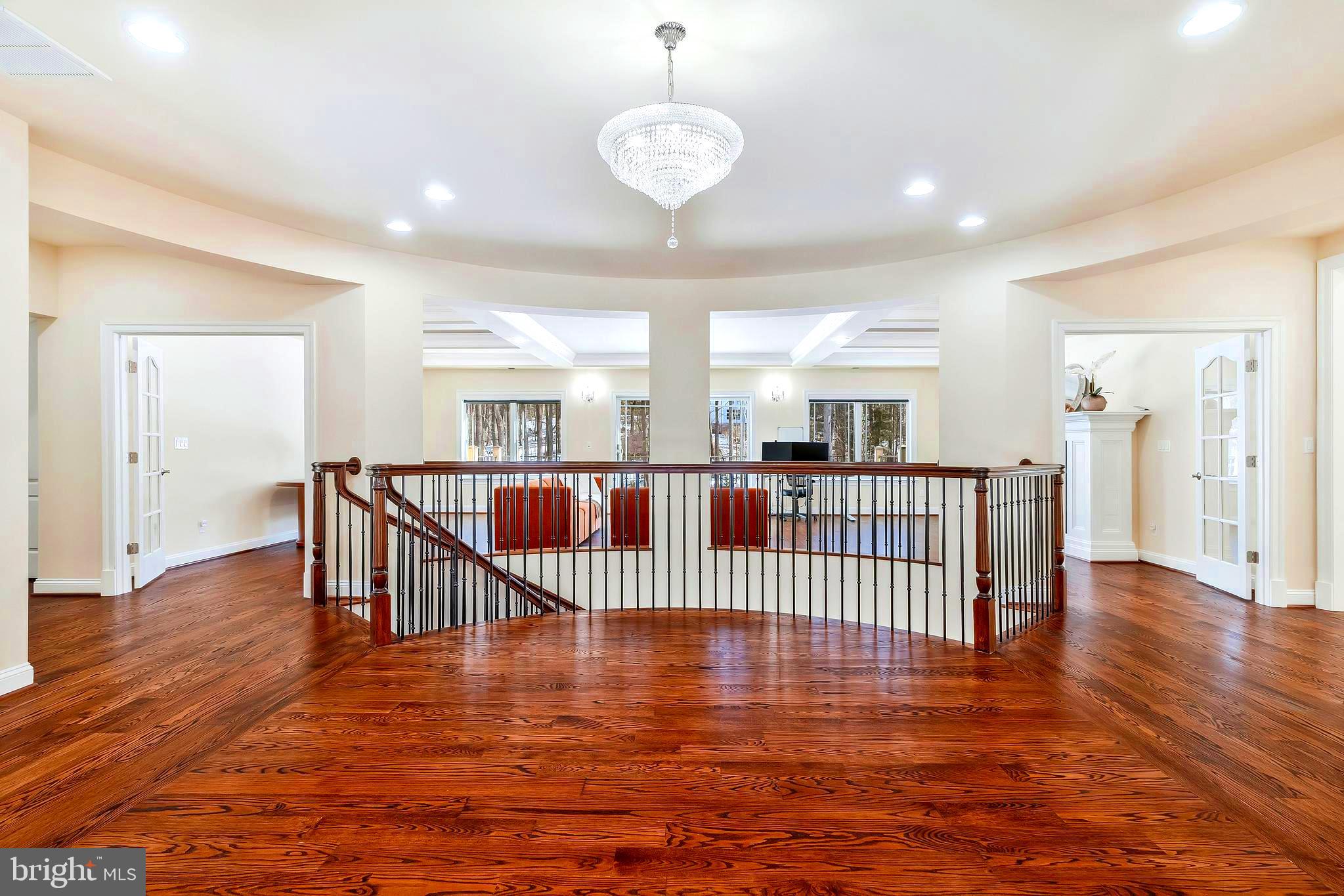 WOODSIDE ESTATES - Residential Lease